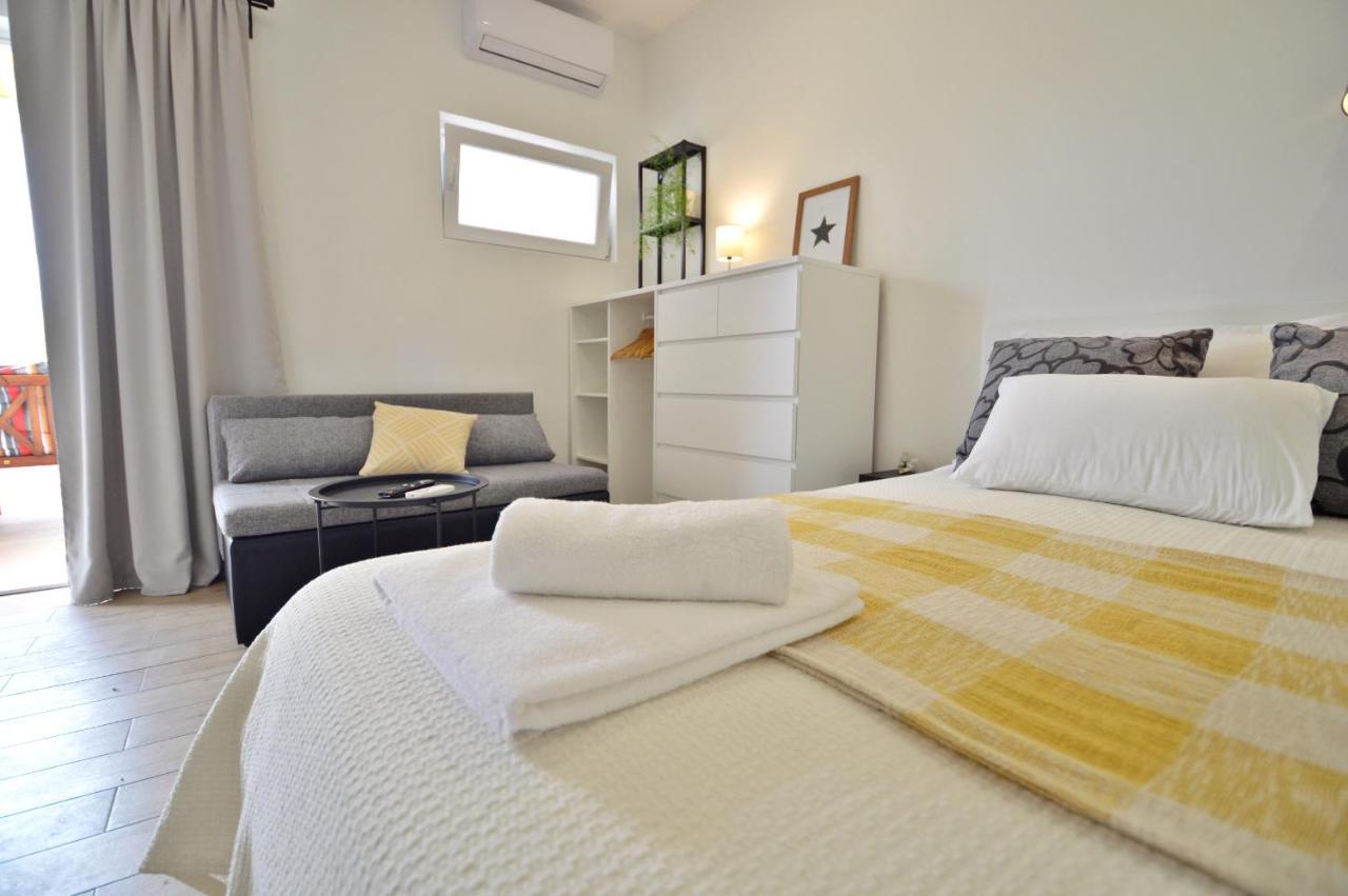 Marija Apartment Betina  Exterior photo